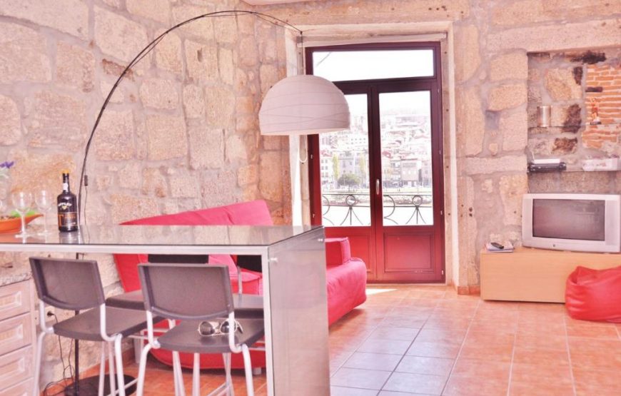 Ribeira One-Bedroom Apartment with river view 2